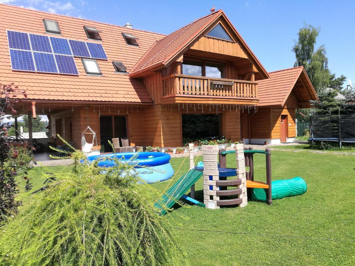 Holiday Home Holiday Raj Bešeňová Extérieur photo