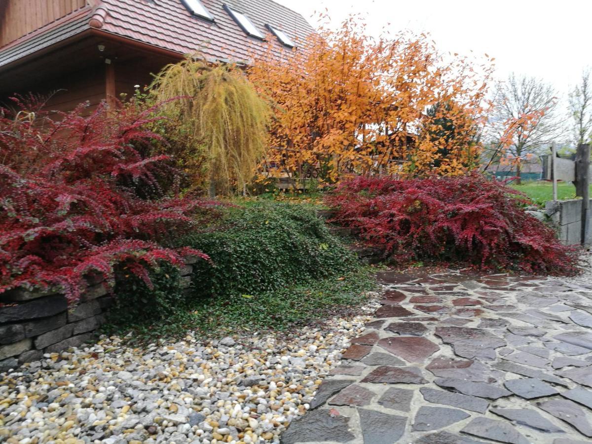 Holiday Home Holiday Raj Bešeňová Extérieur photo